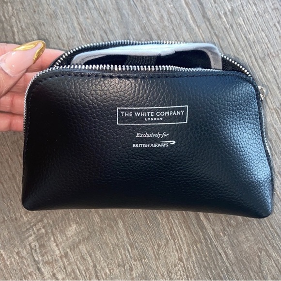 Salvatore Ferragamo x Eva Air Pouch Toiletry Bag - Picture 3 of 15